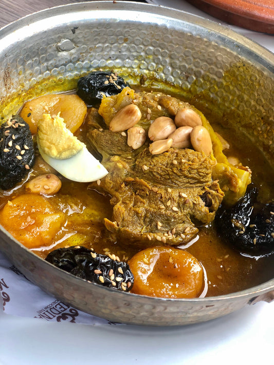 Embracing the Warmth: The Art of Moroccan Hospitality